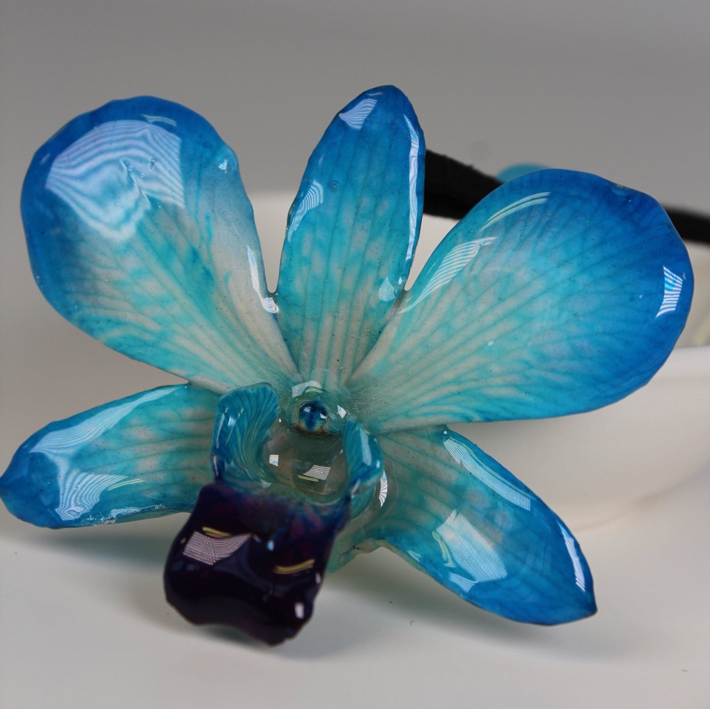 Real Flower Small Blue/Purple Dendrobium Orchid Necklace