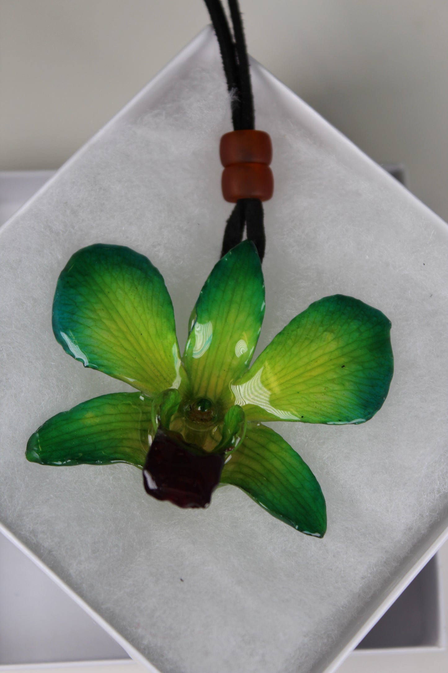 Real Flower Small Green/Purple Dendrobium Orchid Necklace