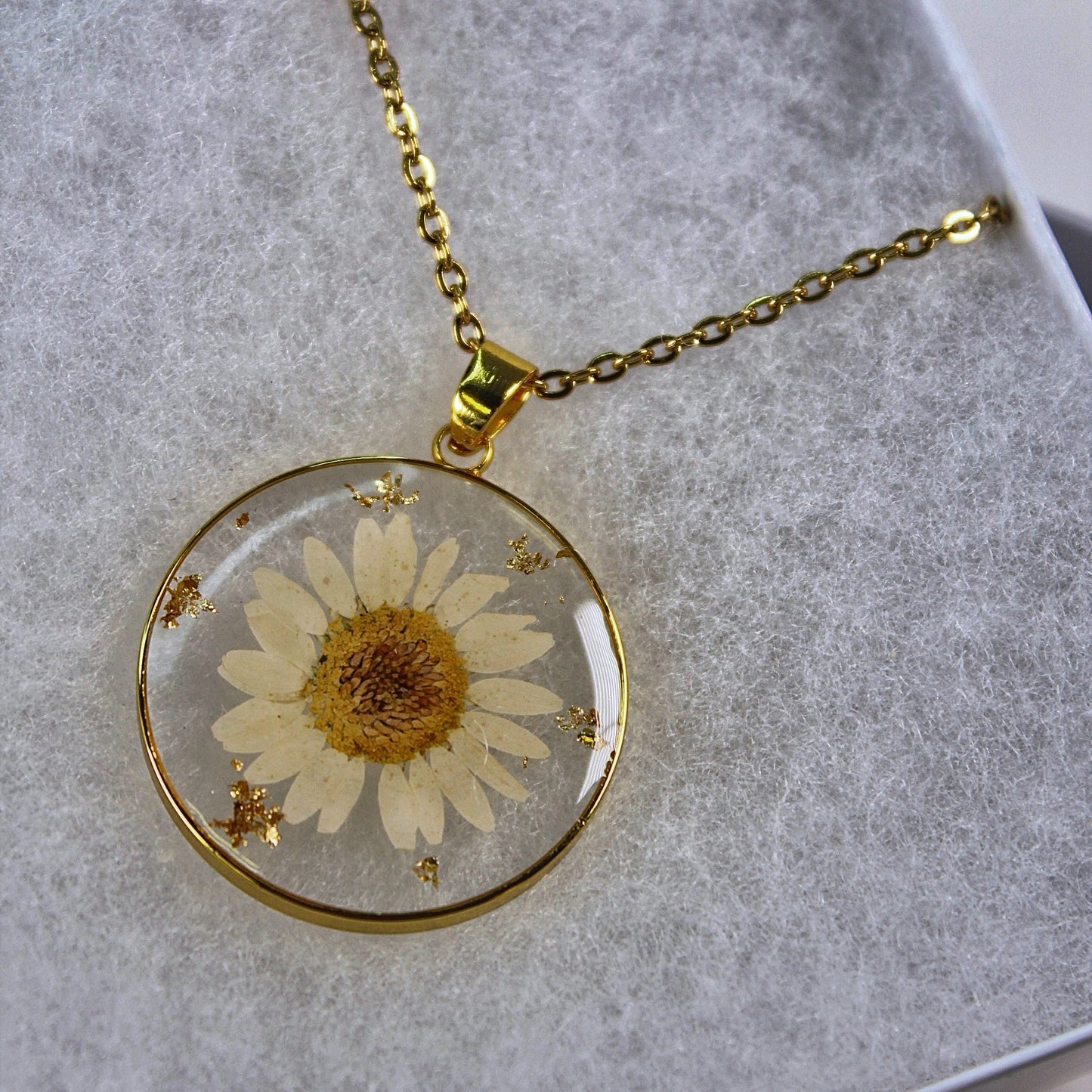 ORB Funky White/Yellow Necklace