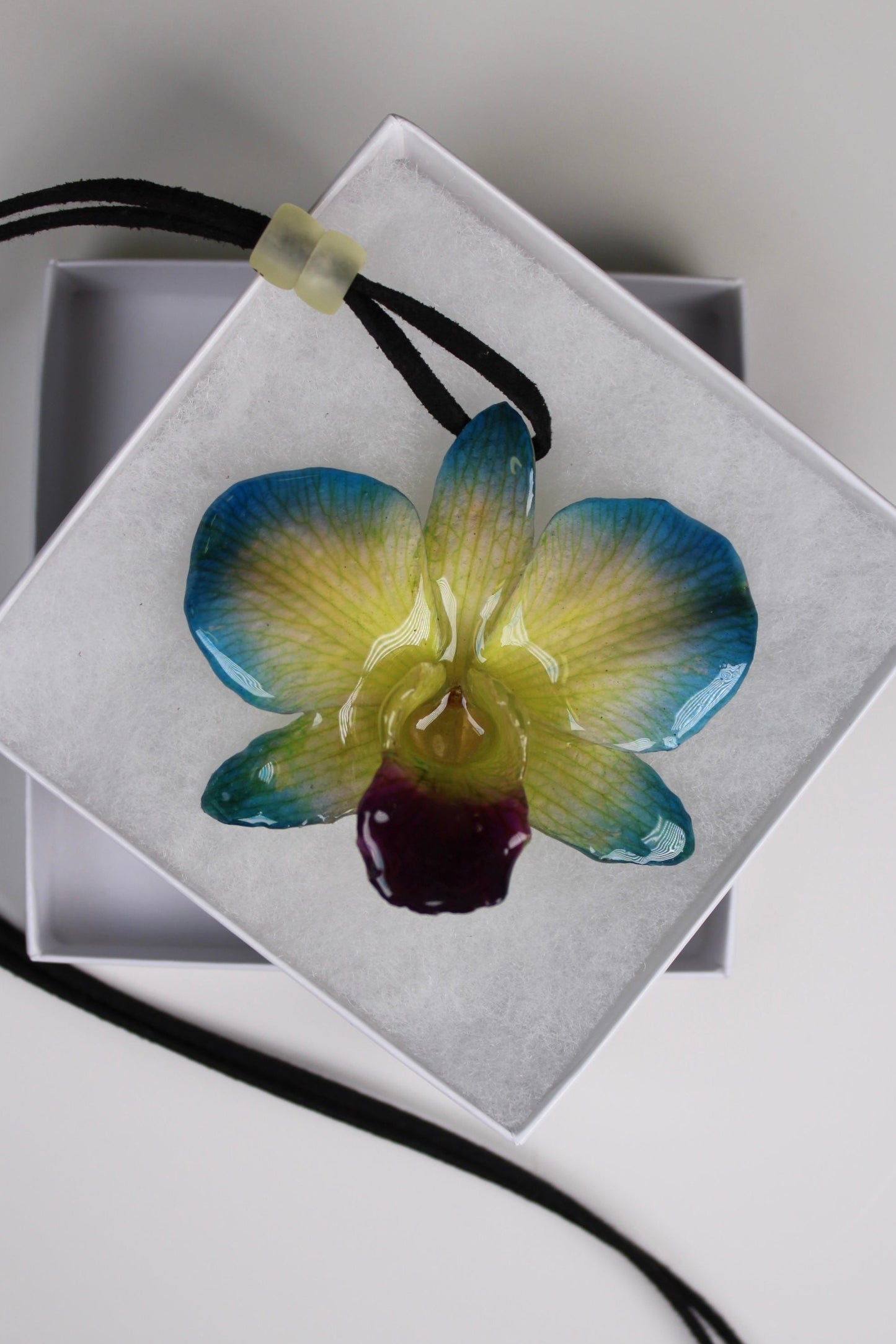 Real Flower Medium Blue/Green Dendrobium Orchid  Necklace