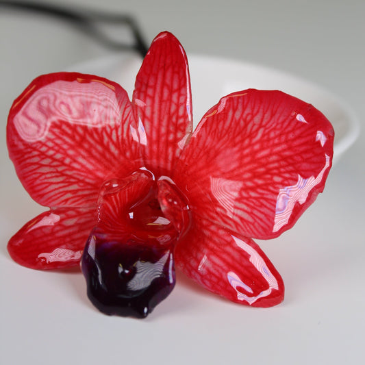 Real Flower Medium Red/Purple Dendrobium Orchid Necklace