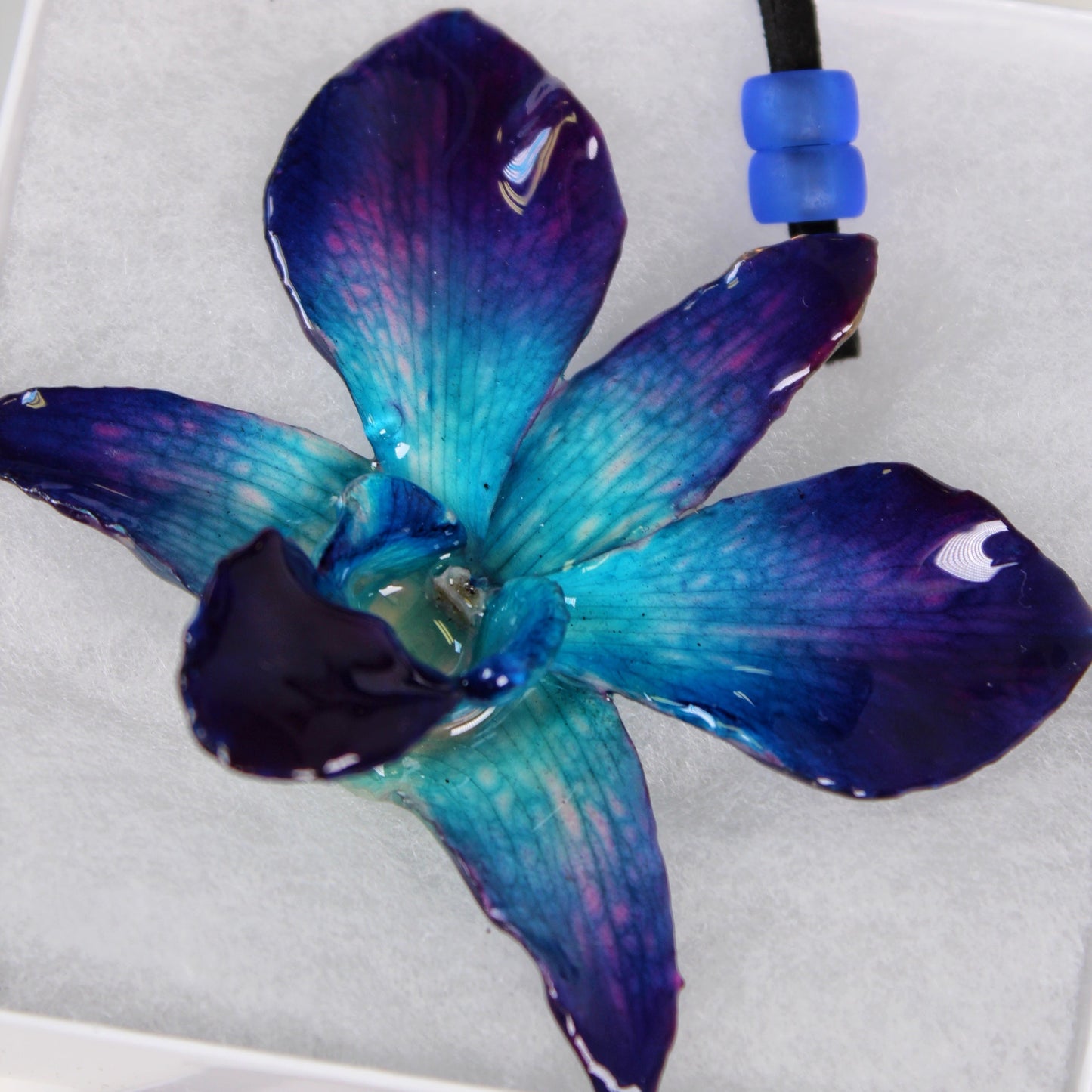 Real Flower Large Purple/Blue Dendrobium Orchid  Necklace