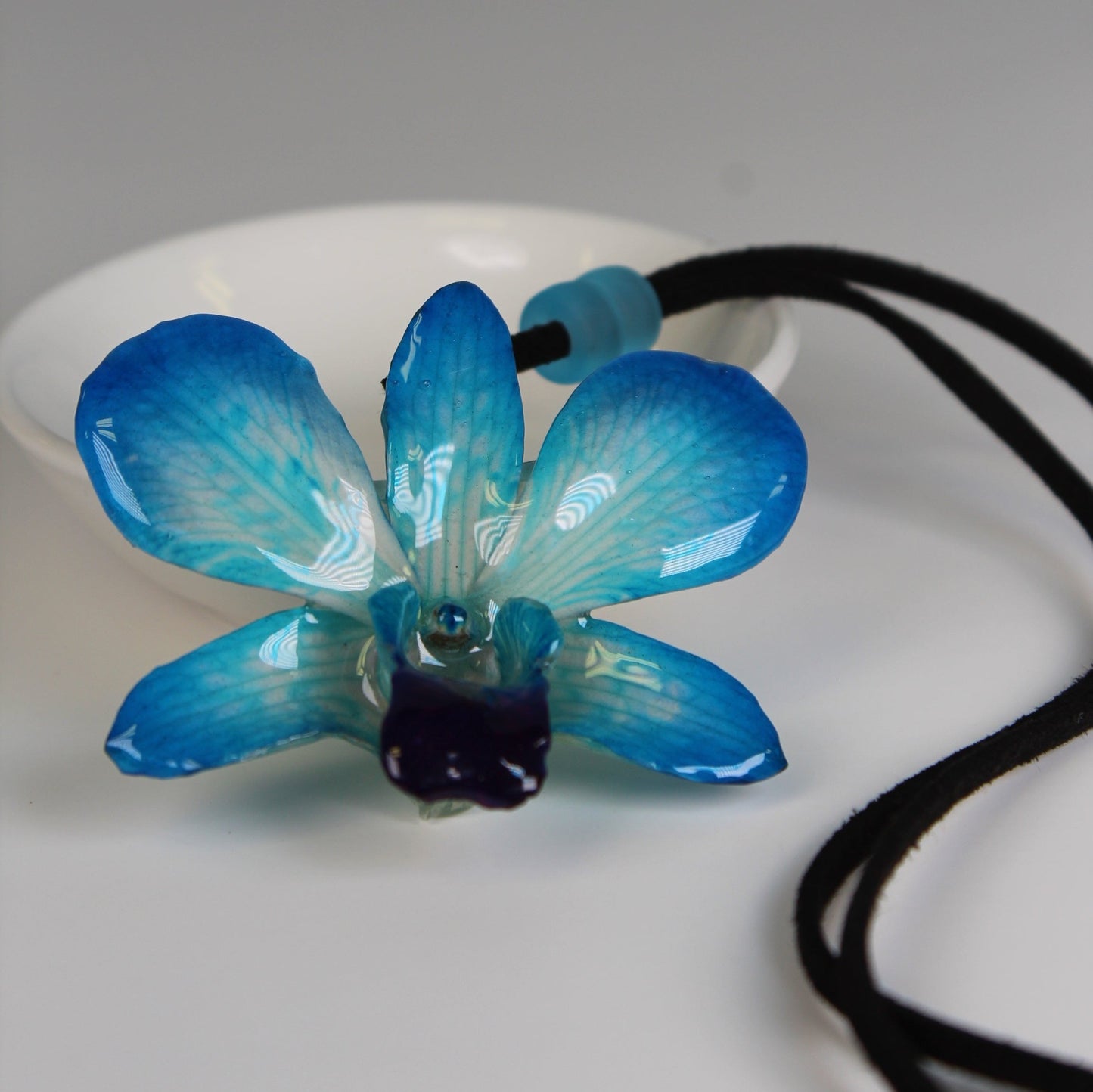 Real Flower Small Blue/Purple Dendrobium Orchid  Necklace